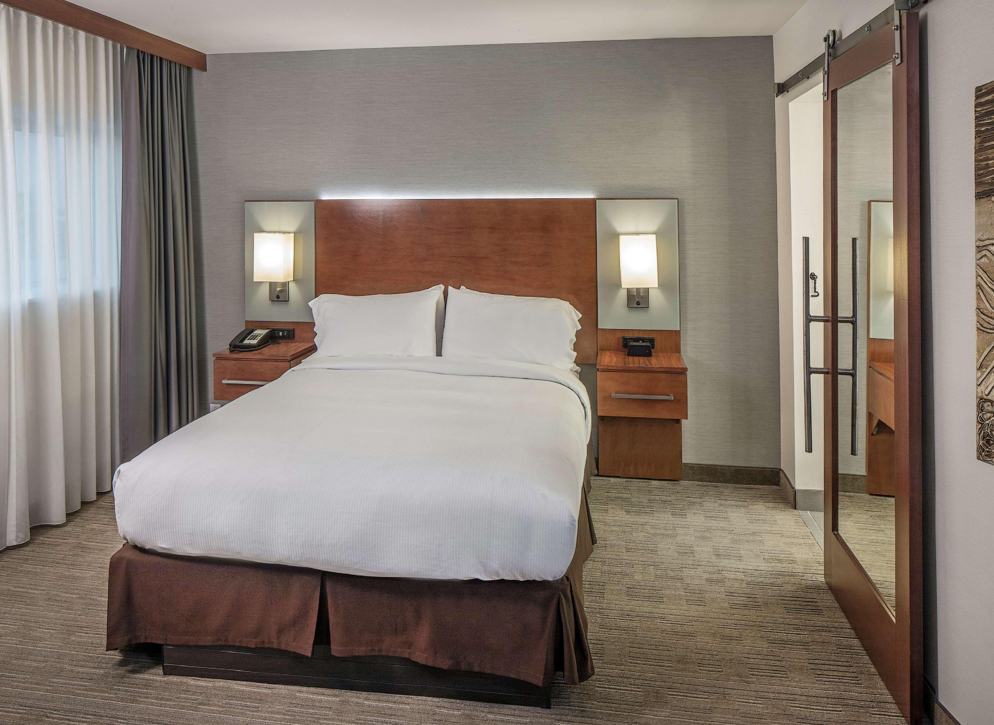 Doubletree By Hilton Omaha Southwest, Ne Hotel Екстериор снимка